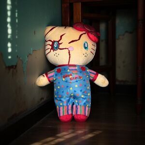 NWOT Hello Kitty Chucky Doll Halloween Horror Nights Suction Cup Plush 9”